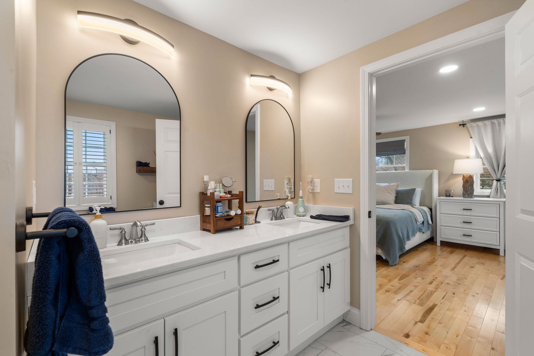 7 Mt Pleasant Street Derry, NH 03038 - Photo 17 of 39