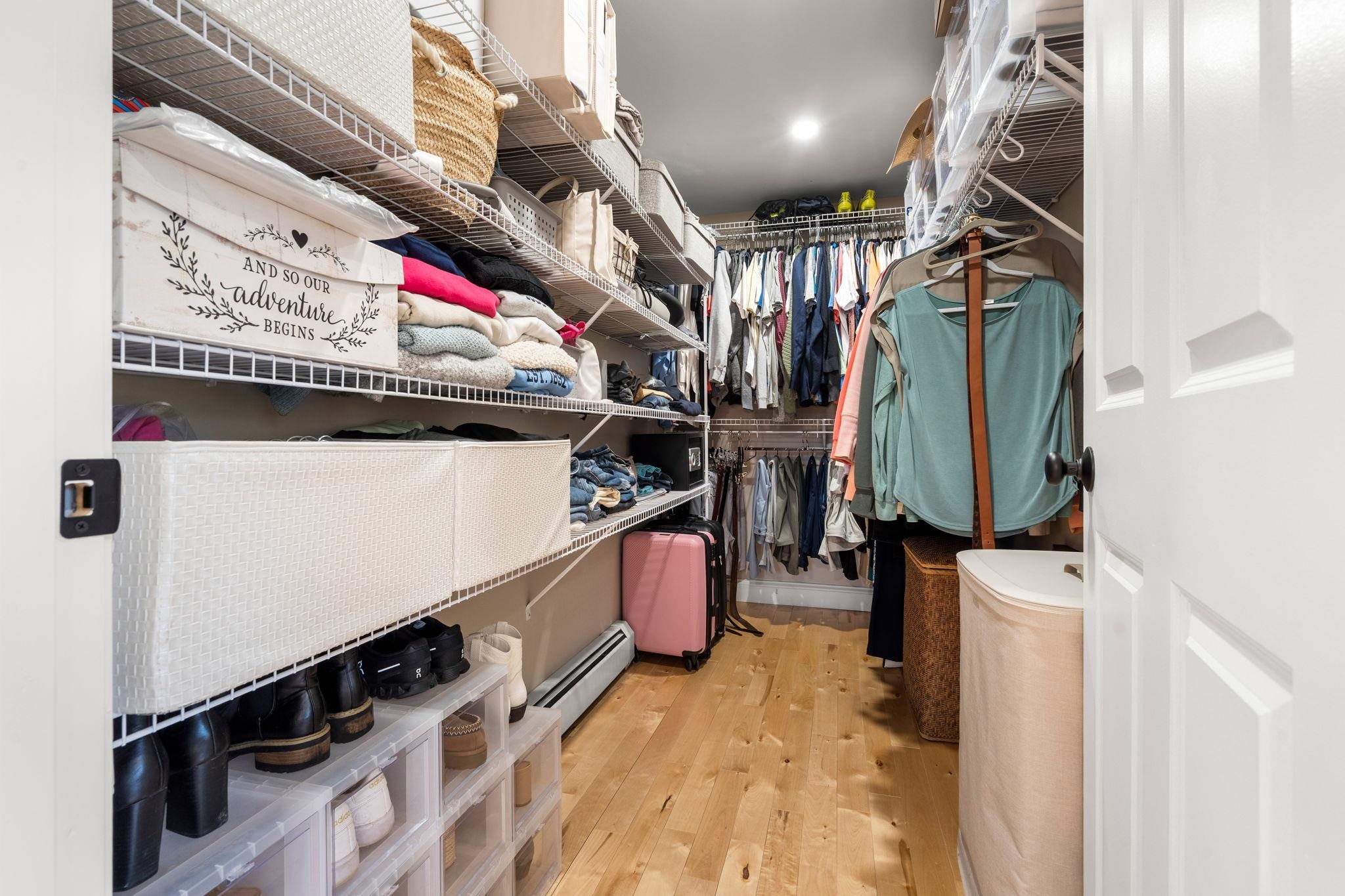 7 Mt Pleasant Street Derry, NH 03038 - Photo 18 of 39