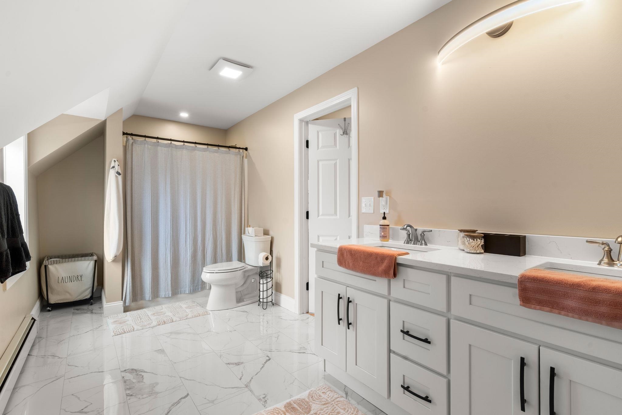 7 Mt Pleasant Street Derry, NH 03038 - Photo 29 of 39