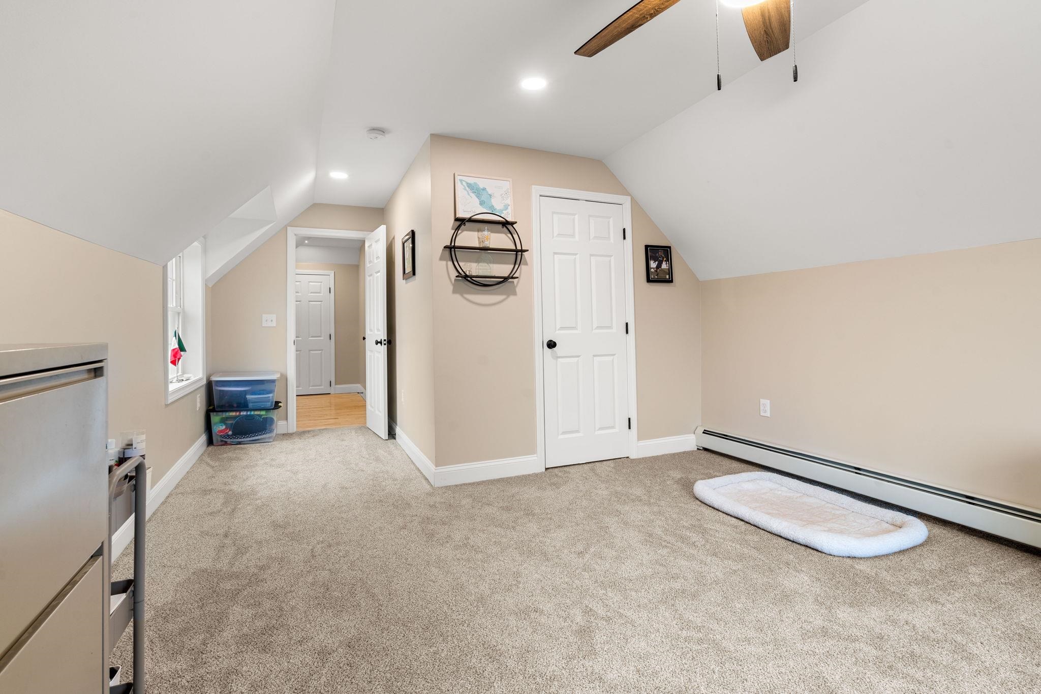 7 Mt Pleasant Street Derry, NH 03038 - Photo 31 of 39