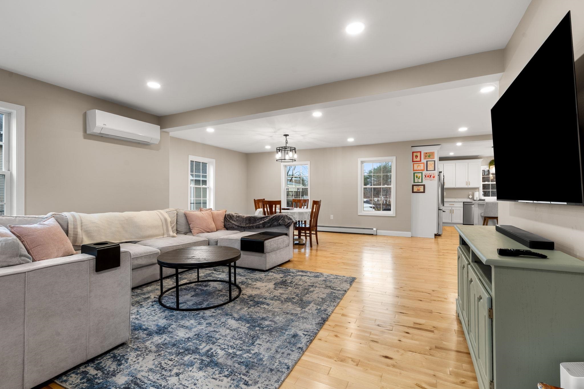 7 Mt Pleasant Street Derry, NH 03038 - Photo 7 of 39