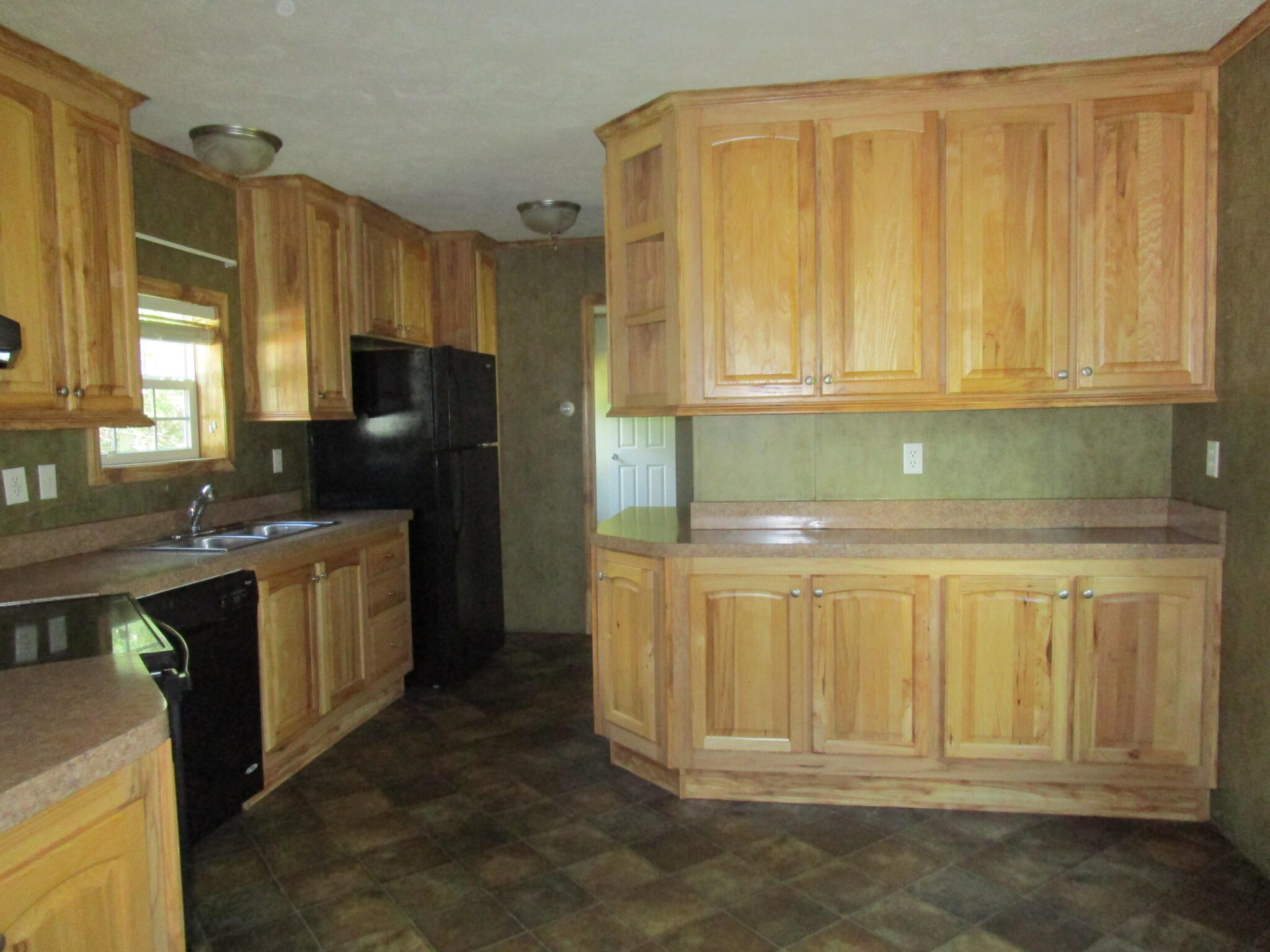 38 Military Road South Paris, ME 04281 - Photo 5 of 15 Ted12