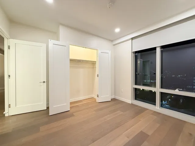 $2,286,000 | 188 Brookline Avenue, Unit 22E, Boston, MA 02215