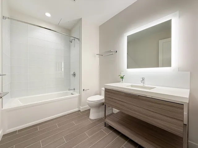 $2,286,000 | 188 Brookline Avenue, Unit 22E, Boston, MA 02215