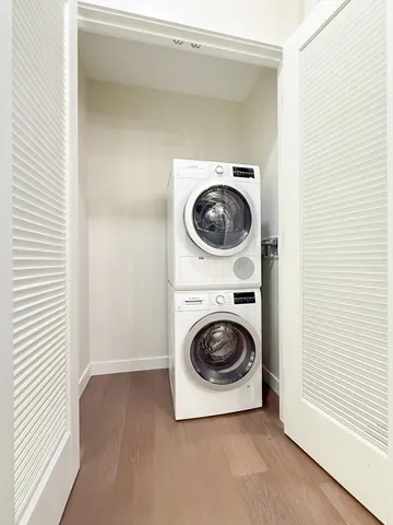 $2,286,000 | 188 Brookline Avenue, Unit 22E, Boston, MA 02215