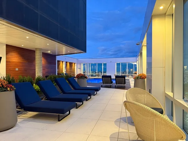 $2,286,000 | 188 Brookline Avenue, Unit 22E, Boston, MA 02215