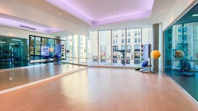 $2,286,000 | 188 Brookline Avenue, Unit 22E, Boston, MA 02215