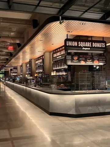 $2,286,000 | 188 Brookline Avenue, Unit 22E, Boston, MA 02215