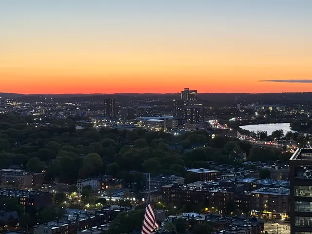 $2,286,000 | 188 Brookline Avenue, Unit 22E, Boston, MA 02215