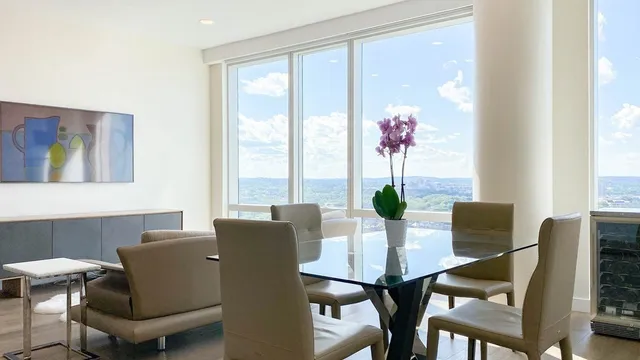 $2,286,000 | 188 Brookline Avenue, Unit 22E, Boston, MA 02215