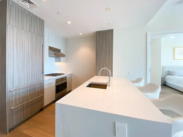 $2,286,000 | 188 Brookline Avenue, Unit 22E, Boston, MA 02215