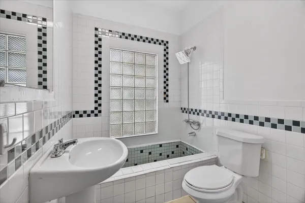 $1,500 | 1607 Holman Street, Houston, TX 77004