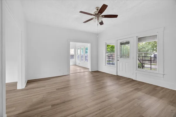$1,500 | 1607 Holman Street, Houston, TX 77004