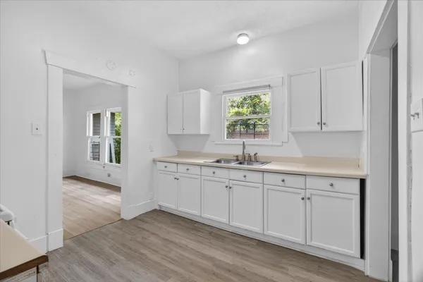 $1,500 | 1607 Holman Street, Houston, TX 77004