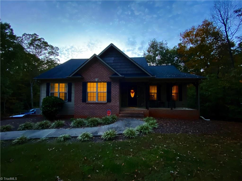 268 Old Mountain Road Lexington, NC 27292 - Photo 4 of 26 Gallery Image 4