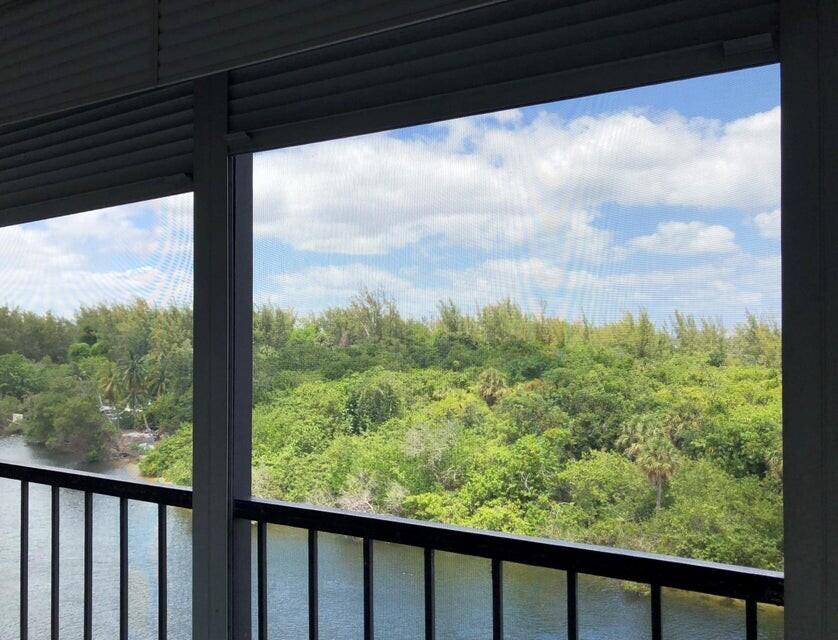 1631 Riverview Road, Unit 606 Deerfield Beach, FL 33441 - Photo 10 of 38 Views