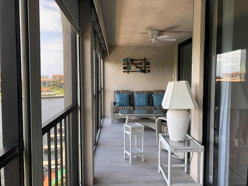 1631 Riverview Road, Unit 606 Deerfield Beach, FL 33441 - Photo 8 of 38 Screened Balcony