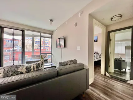 $2,700 | 1311 13th Street Northwest, Unit 408, Washington, DC 20005