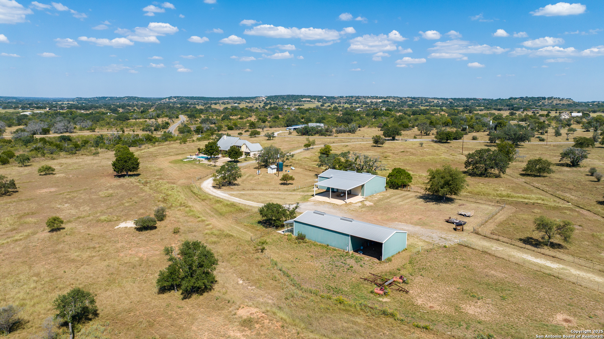 647 Funf Kinder Road Fredericksburg, TX 78624 - Photo 14 of 100