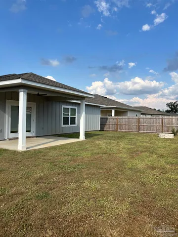 $2,050 | 5709 Friesian Drive, Pensacola, FL 32526