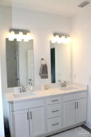 $2,050 | 5709 Friesian Drive, Pensacola, FL 32526