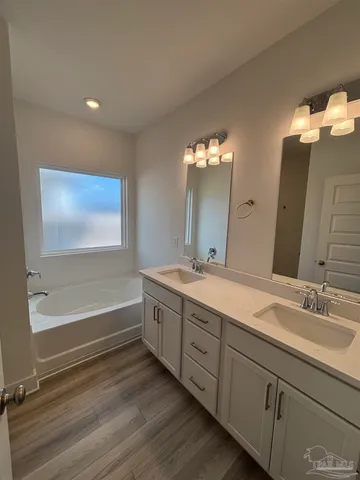 $2,050 | 5709 Friesian Drive, Pensacola, FL 32526