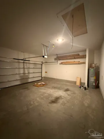 $2,050 | 5709 Friesian Drive, Pensacola, FL 32526