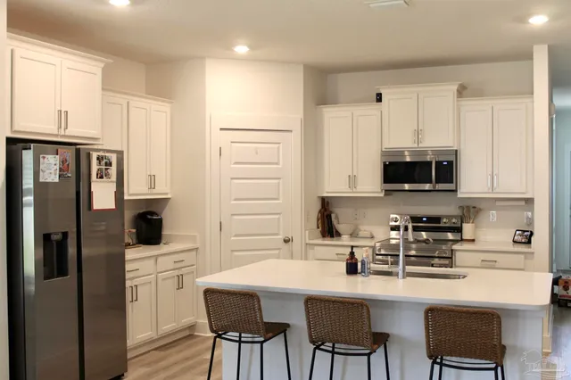 $2,050 | 5709 Friesian Drive, Pensacola, FL 32526