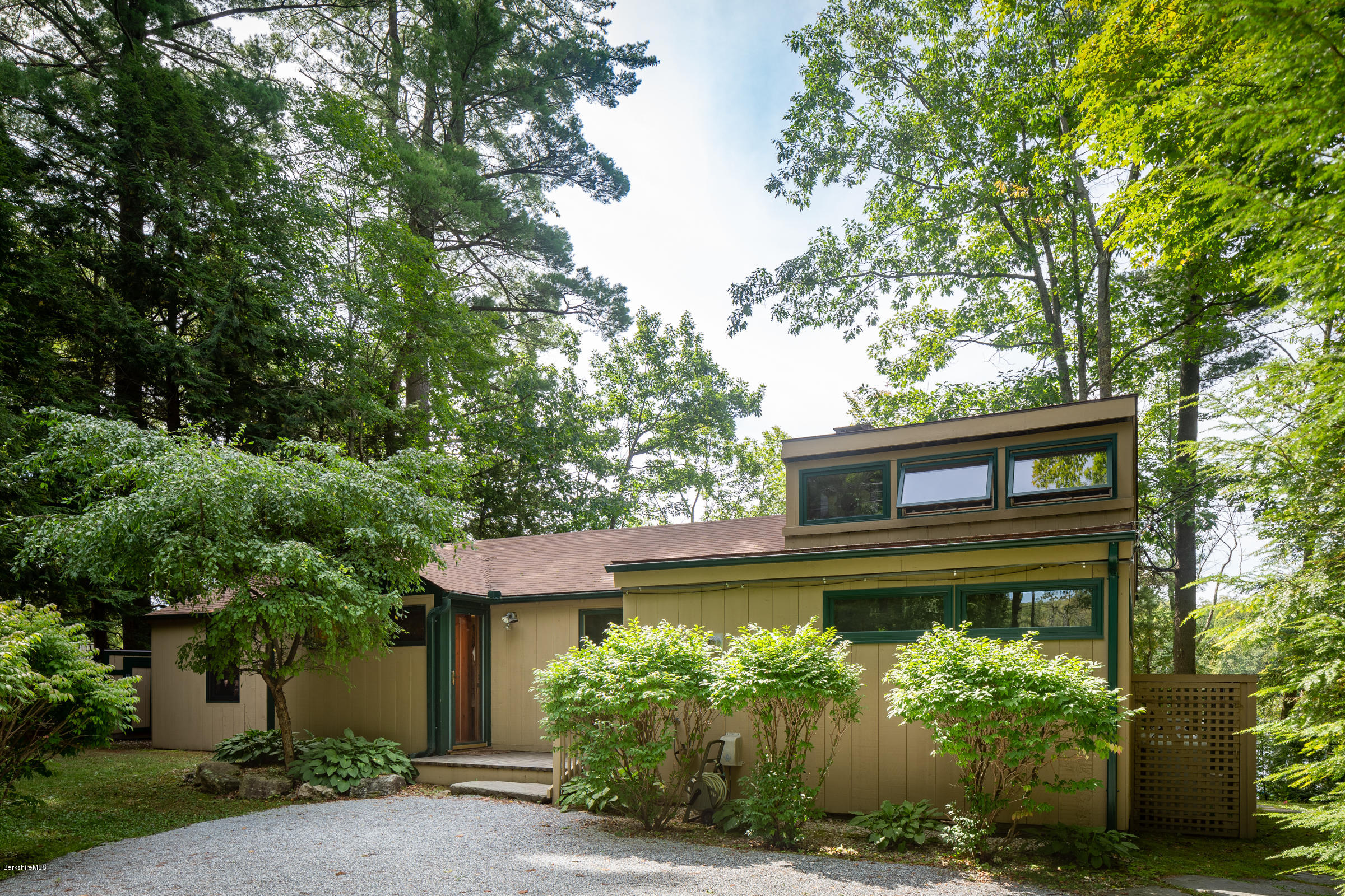 28 Sylvan Road Monterey, MA 01245 - Photo 3 of 28 ENTRANCE TO THE PROPERTY