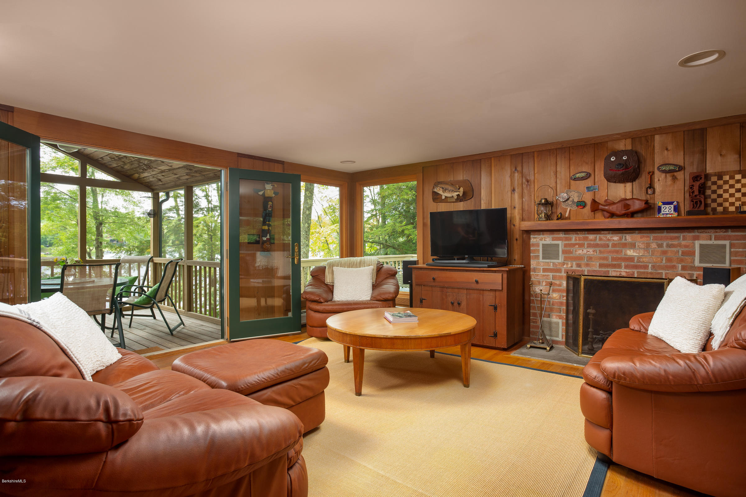 28 Sylvan Road Monterey, MA 01245 - Photo 8 of 28 LIVING ROOM