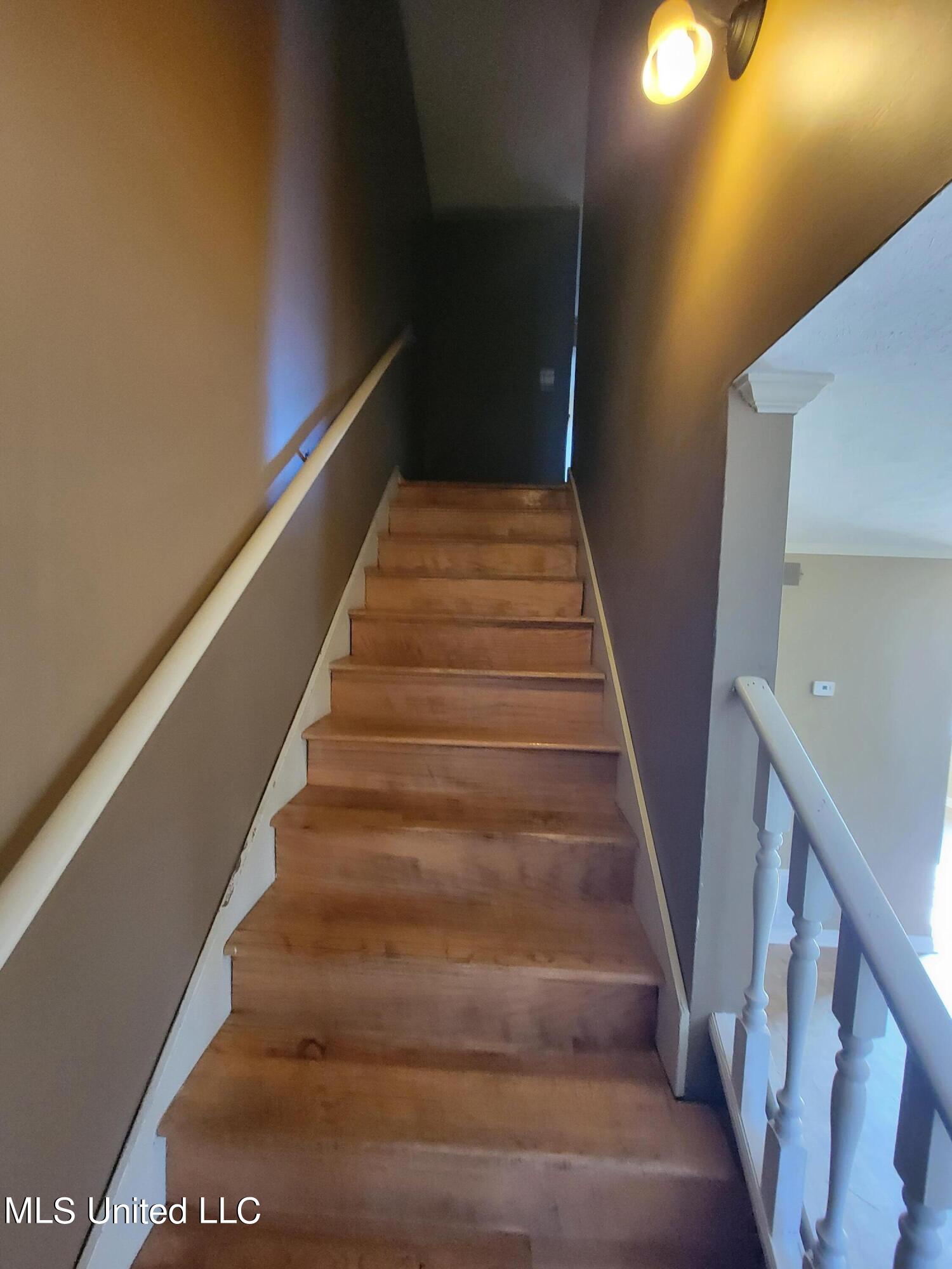 704 Wicklow Place, Unit B Ridgeland, MS 39157 - Photo 8 of 17 20231211_102512