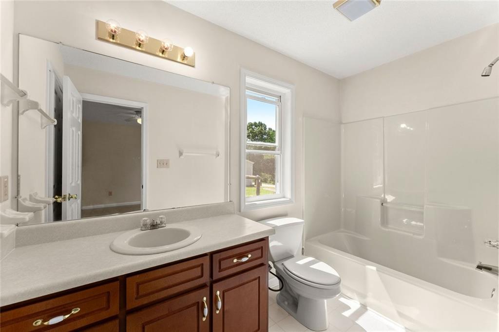5740 Thompson Bridge Road Murrayville, GA 30564 - Photo 17 of 37 Gallery Image 17