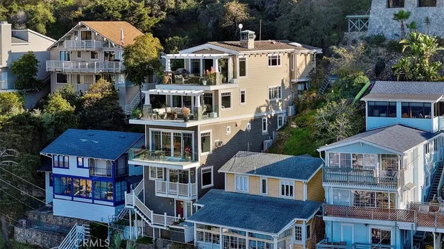 $6,995,000 | 133 Upper Terrace Road, Avalon, CA 90704