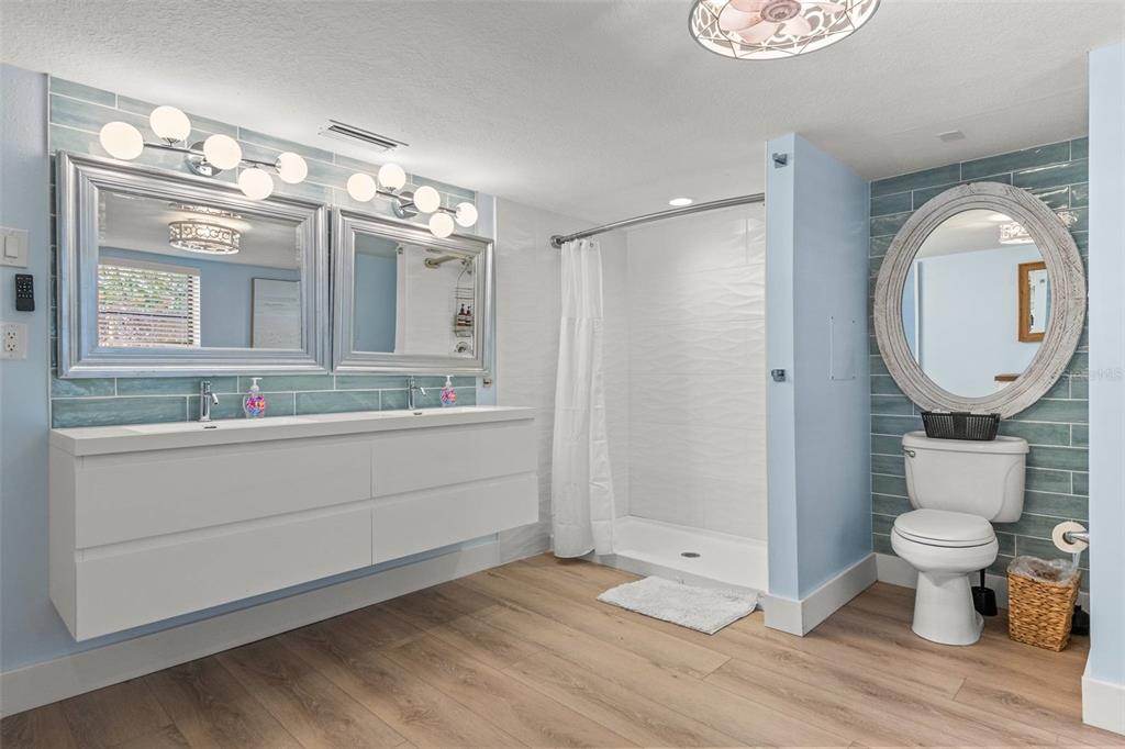 1210 Bay Pine Boulevard Indian Rocks Beach, FL 33785 - Photo 12 of 44