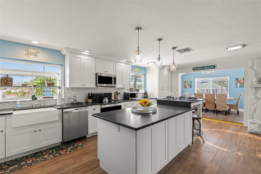 1210 Bay Pine Boulevard Indian Rocks Beach, FL 33785 - Photo 21 of 44