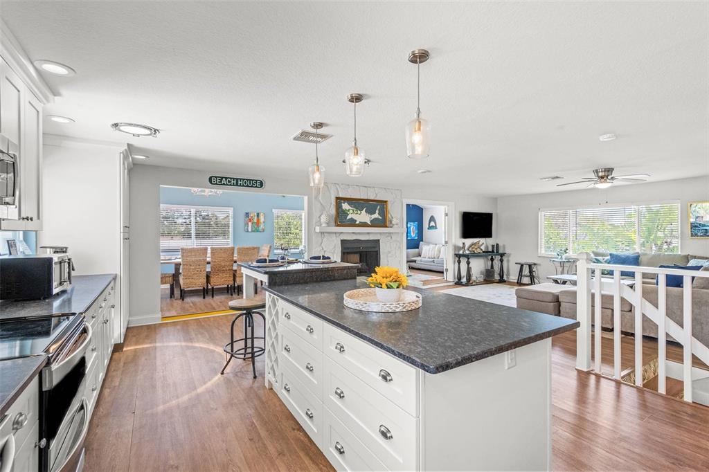 1210 Bay Pine Boulevard Indian Rocks Beach, FL 33785 - Photo 22 of 44