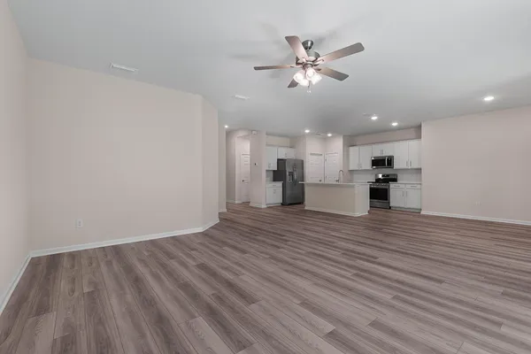 $2,300 | 46 Poplar Drive, Palm Coast, FL 32164