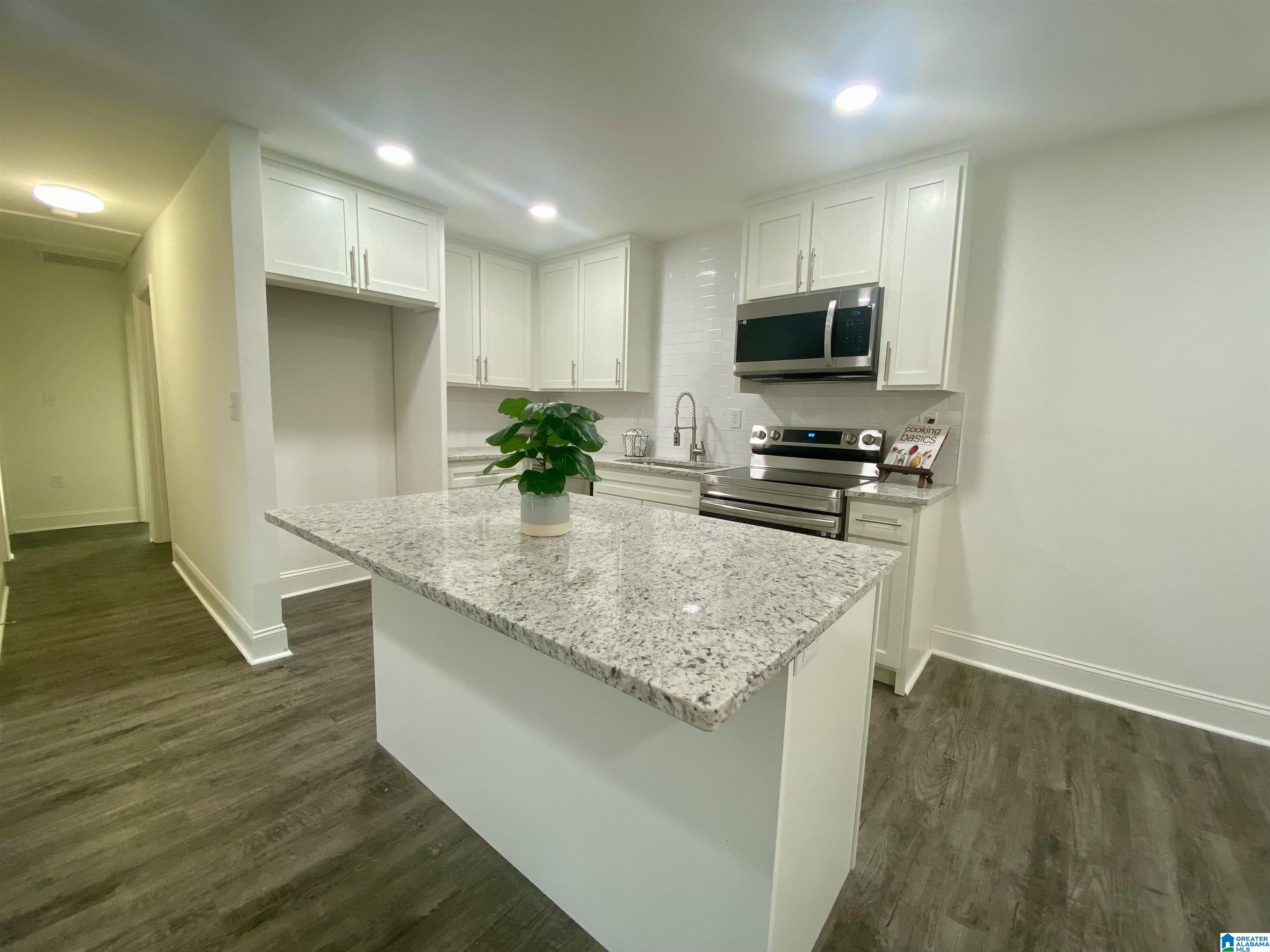 438 Del Rio Drive Birmingham, AL 35235 - Photo 10 of 24