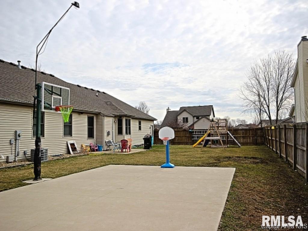 1400 Hosta Street Springfield, IL 62712 - Photo 24 of 25
