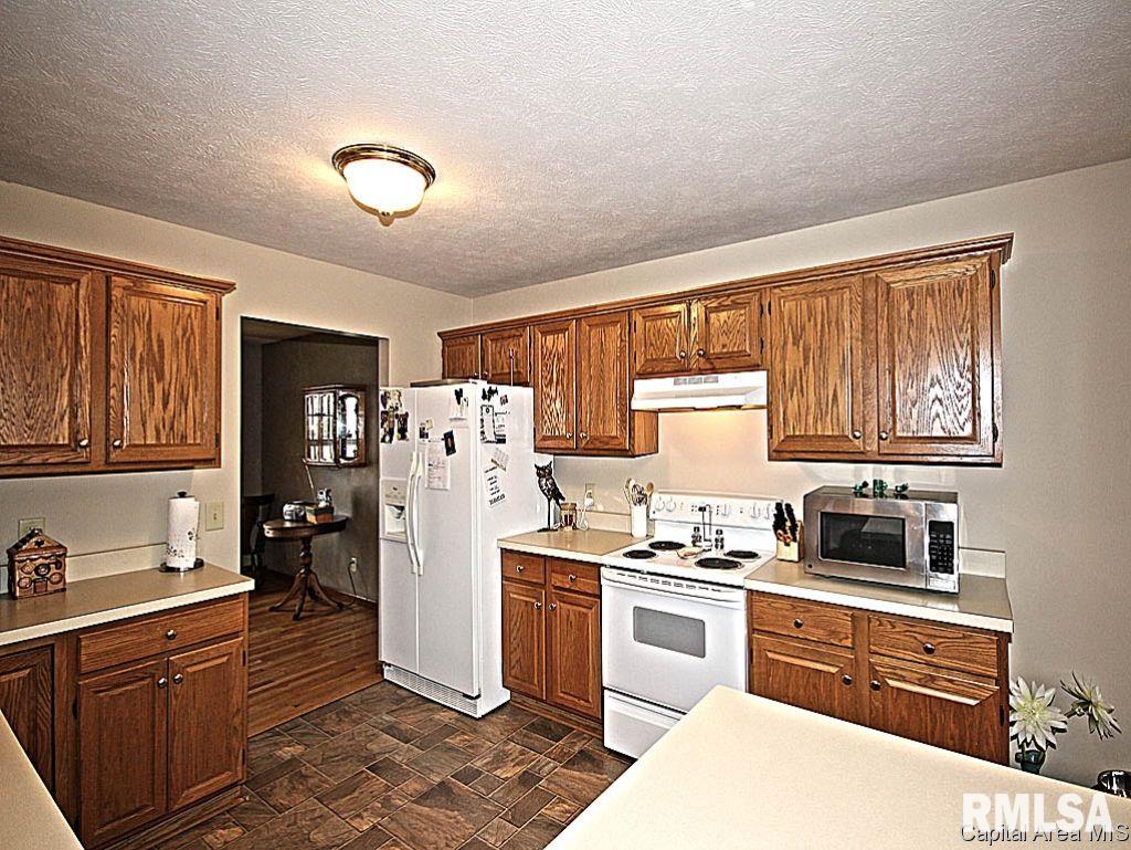 1400 Hosta Street Springfield, IL 62712 - Photo 7 of 25