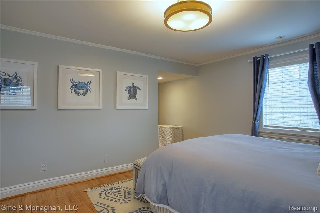 601 Lincoln Road Grosse Pointe, MI 48230 - Photo 19 of 40 19-Master Bedroom 2nd View.jpg