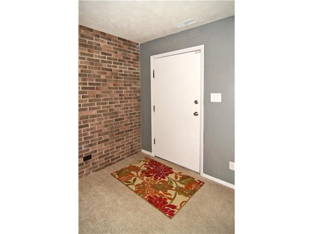 3912 Marseille Road Indianapolis, IN 46226 - Photo 3 of 20