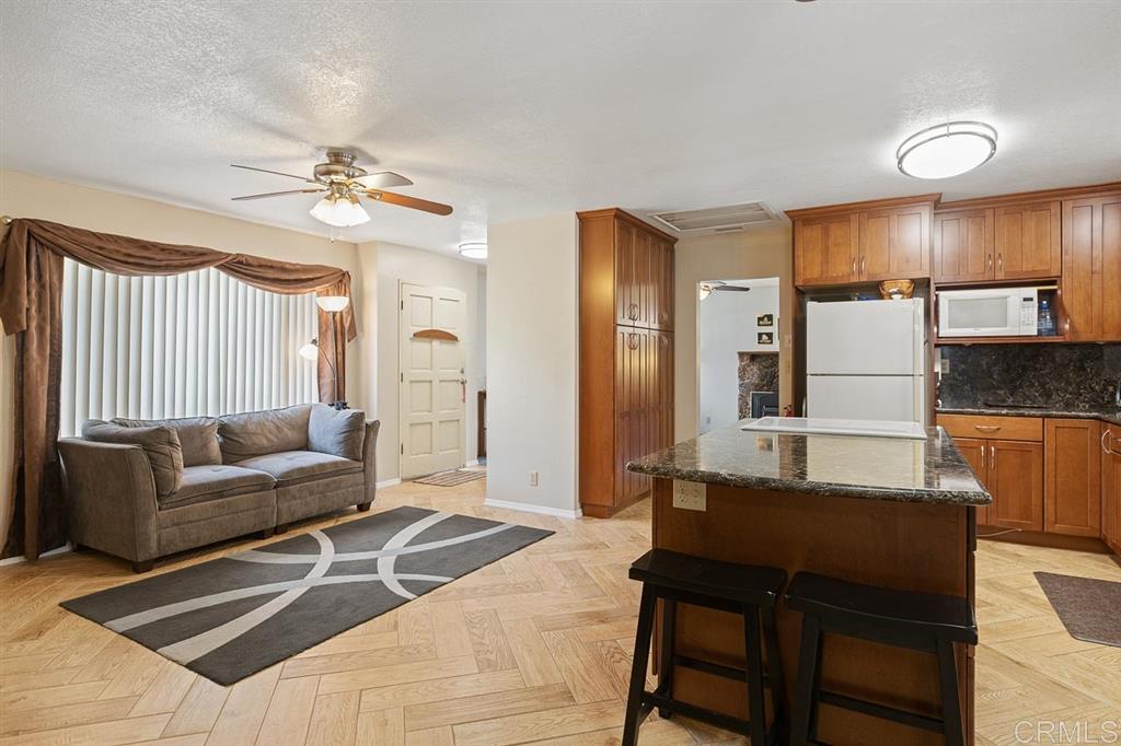 16307 Scarbery Road Ramona, CA 92065 - Photo 3 of 25 Gallery Image 3
