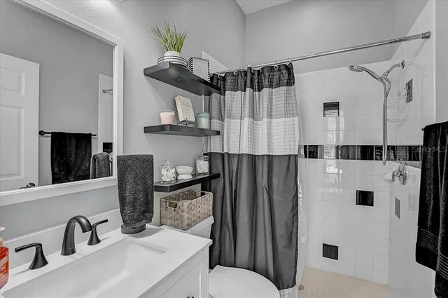 $970,000 | 25202 61st Avenue East, Myakka City, FL 34251