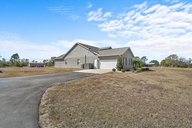 $970,000 | 25202 61st Avenue East, Myakka City, FL 34251