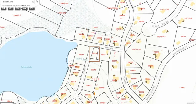 $69,000 | 8 Mark Avenue, Derry, NH 03038