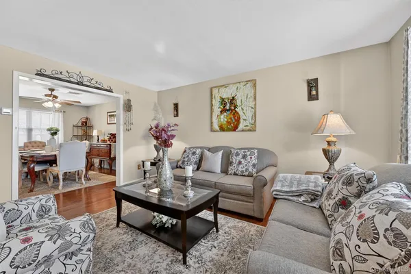 $599,000 | 6 Rutland Lane, Newburgh, NY 12550