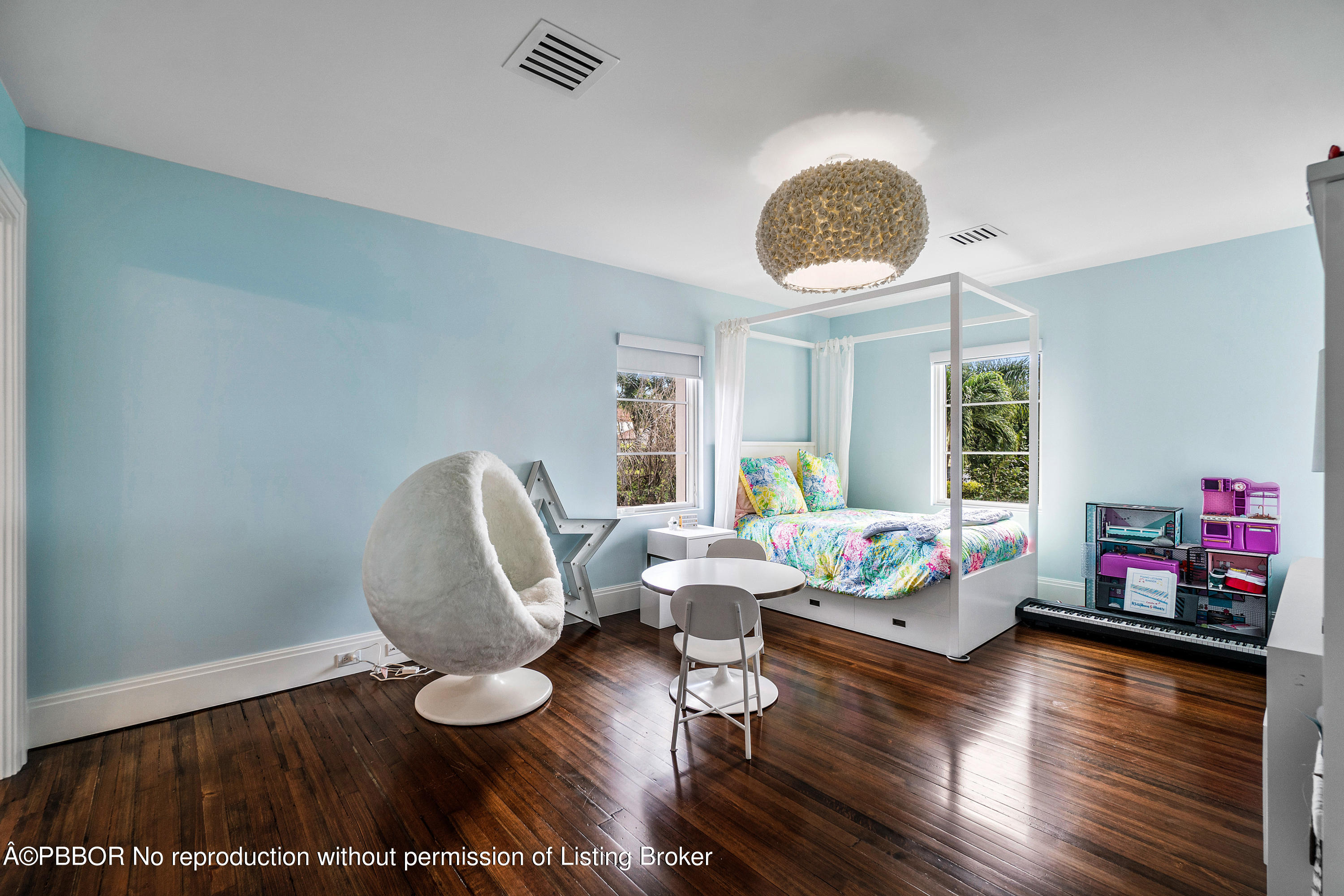 145 Kings Road Palm Beach, FL 33480 - Photo 17 of 25 a living room with furniture and a wooden floor