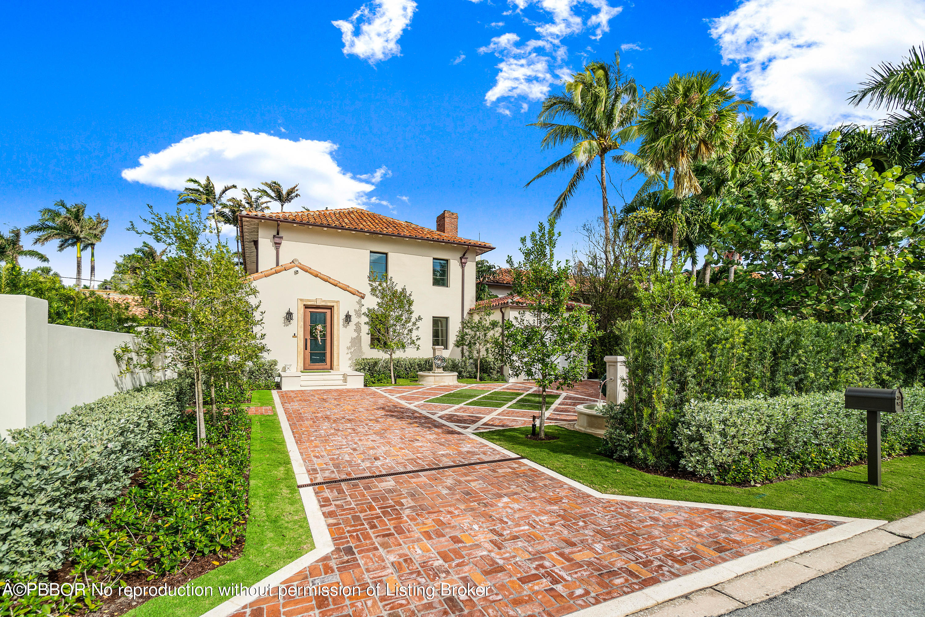 145 Kings Road Palm Beach, FL 33480 - Photo 2 of 25 a view of a house with a yard