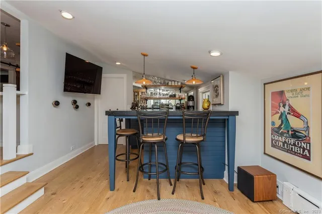 $9,000 | 96 Kings Highway North, Westport, CT 06880